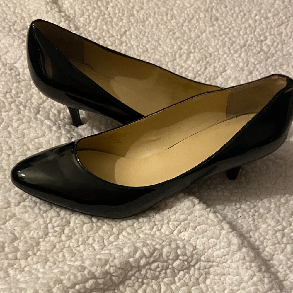 Liz Claiborne Black Patent Heels